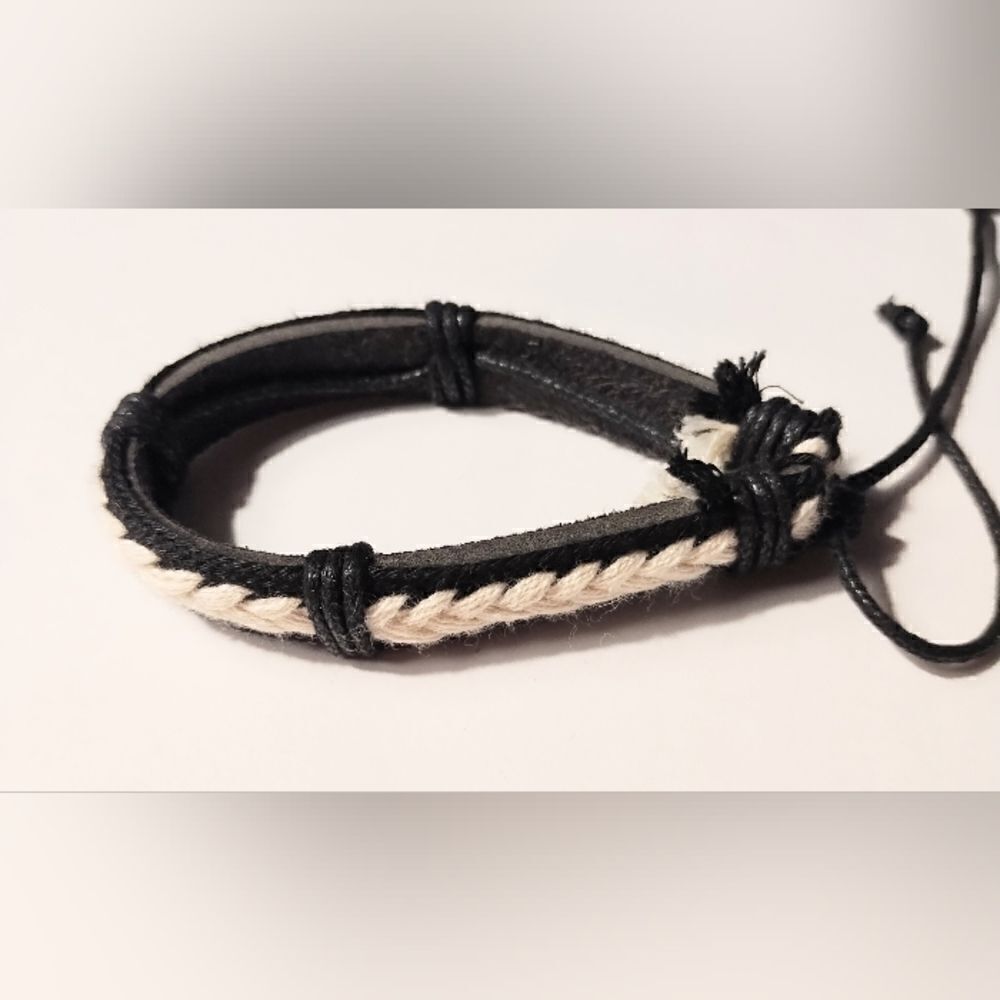 Men's bracelet leather layered braided black new d53